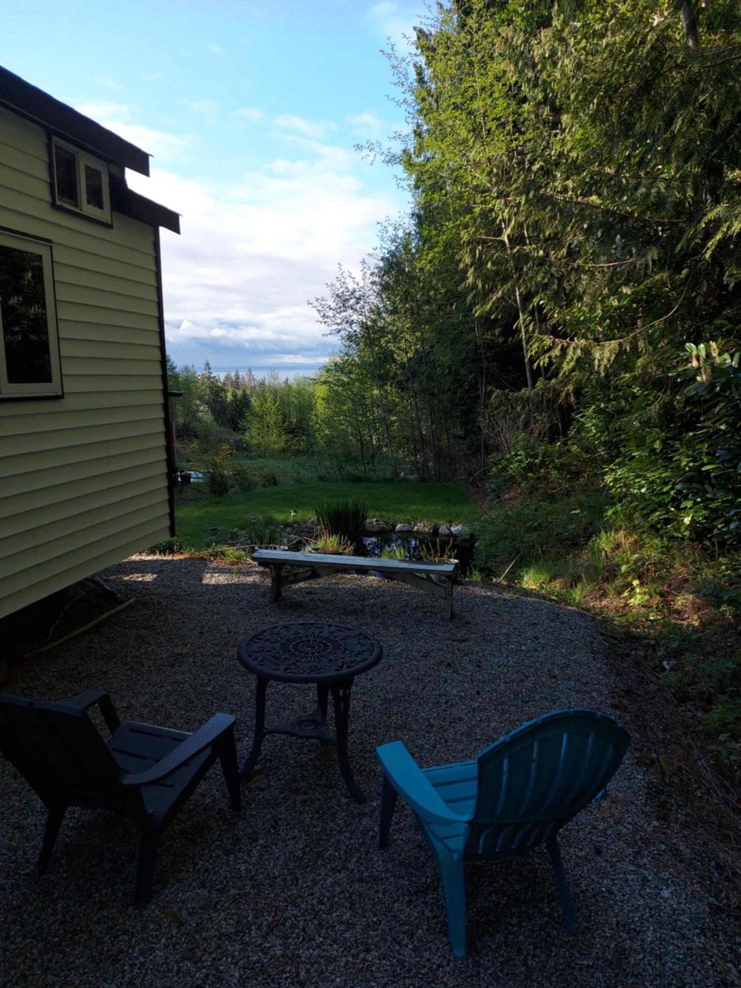 Villa A Tiny Escape Roberts Creek Zimmer foto