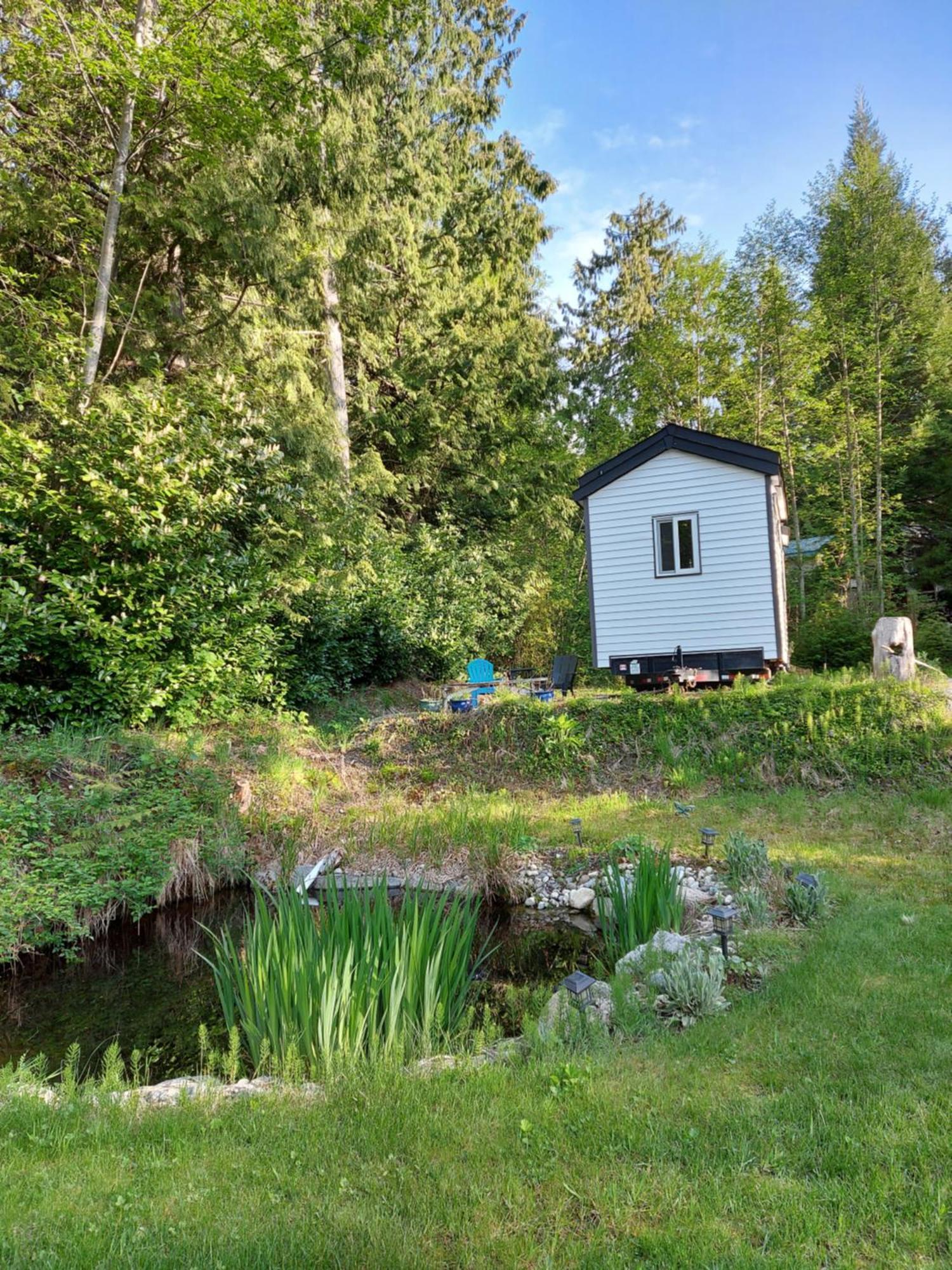 Villa A Tiny Escape Roberts Creek Zimmer foto